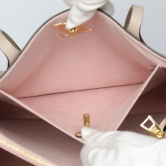 Louis Vuitton Lock Me Shopper Calf Leather Tote Bag Greige - Picture 10 of 11